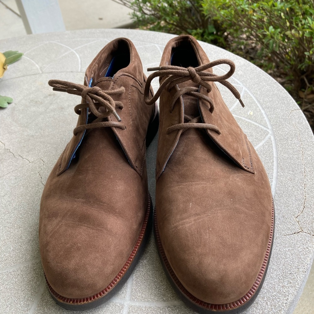 Bruno Magli Mens dress shoe.  Size 9.  Italian made.